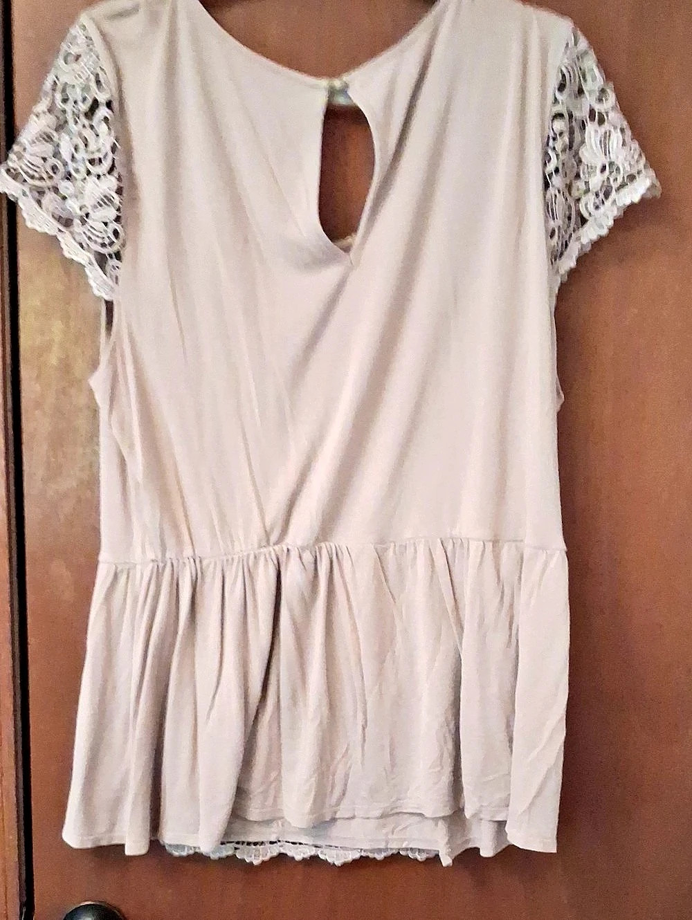 Maurices lilac blouse with lace sleeves and lace down front of blouse. size 2 - Picture 2 of 8